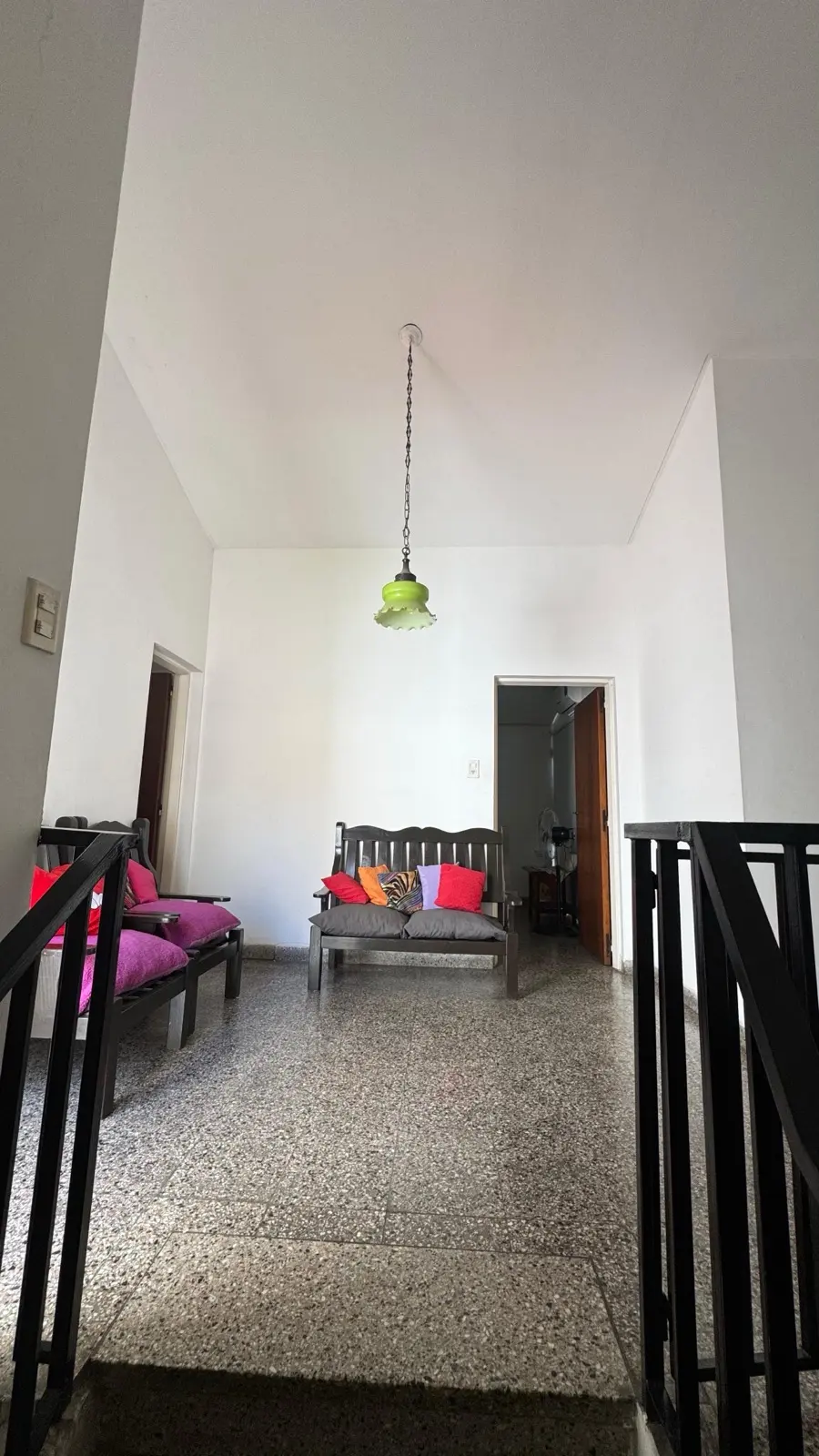Dúplex 4 dormitorios con patio propio — foto 8 de 20