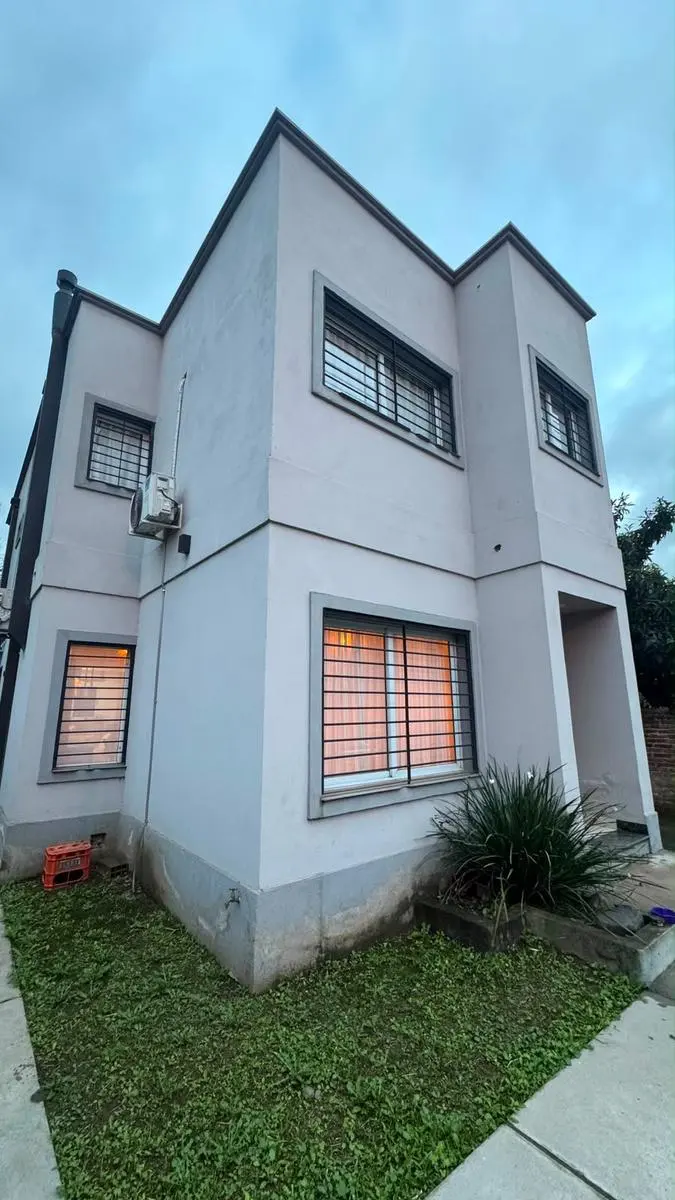 Casa 3 dormitorios en Tafí Viejo — foto 1 de 15