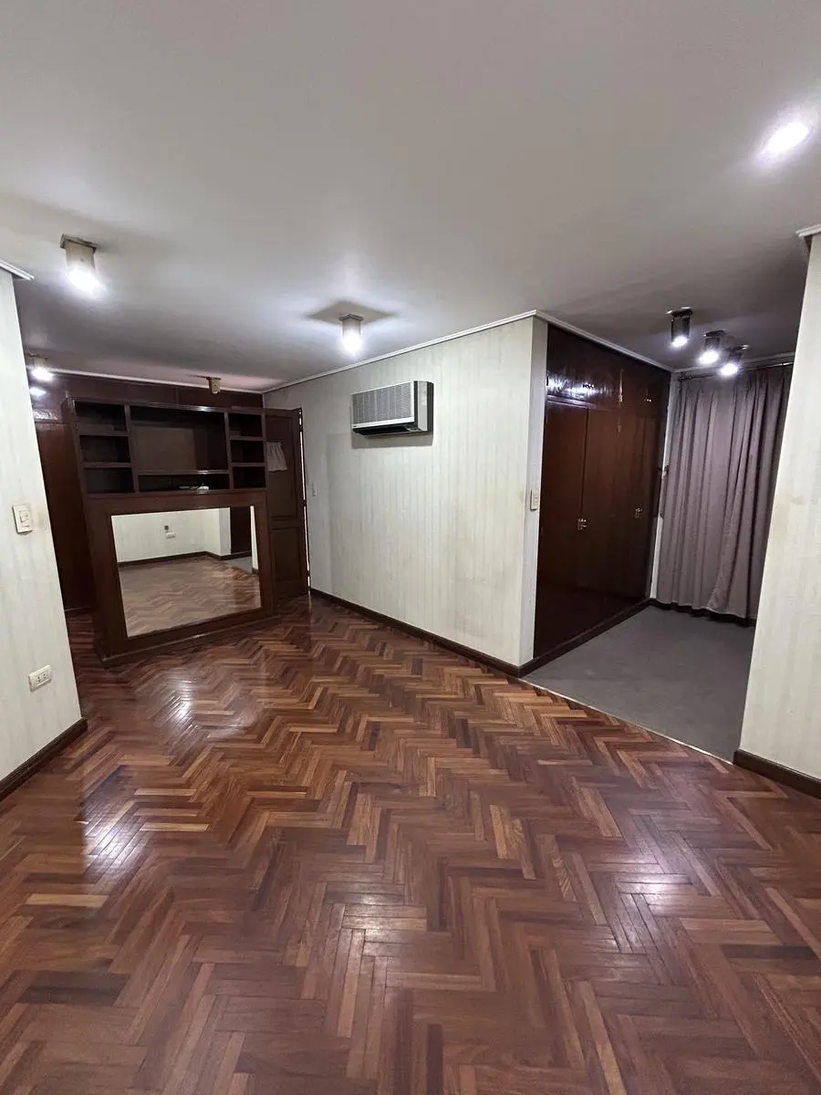Casa 4 dormitorios en el centro — foto 12 de 14